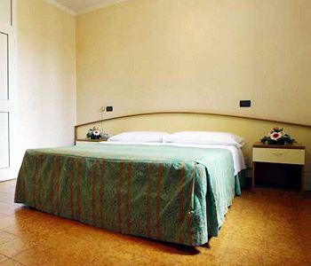 Hotel Giardinetto Al Sant'Orsola Bologna Esterno foto